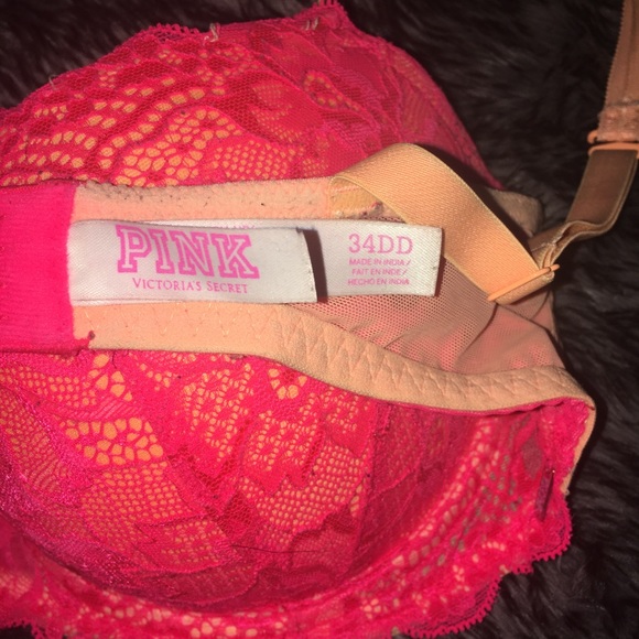 VS PINK Date Push Up Bra - Picture 3 of 4